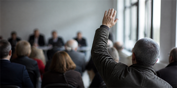 Cooperazione, in pratica: chi decide in una cooperativa?